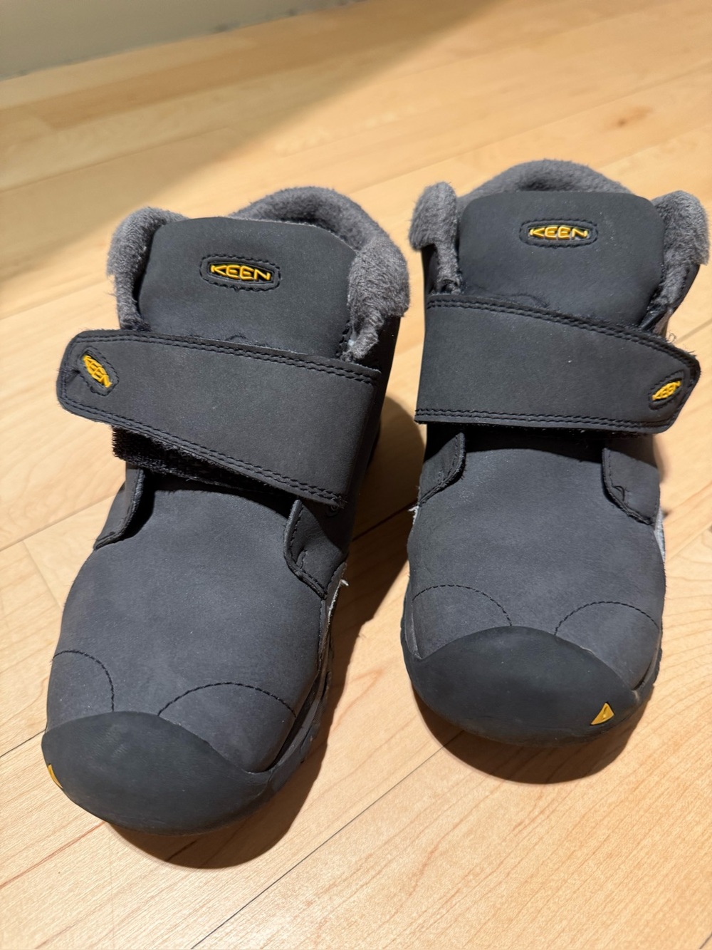 Keen winter boots